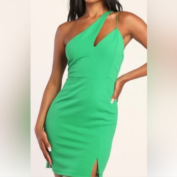 olia Dresses & Skirts - Size small beautiful green dress asymmetrical straps by OLIA lulu's